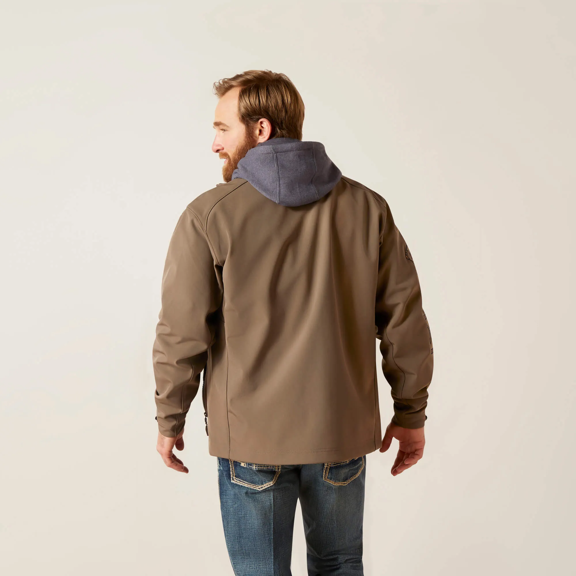 Ariat Men's Banyan Bark Logo 2.0 Softshell Jacket