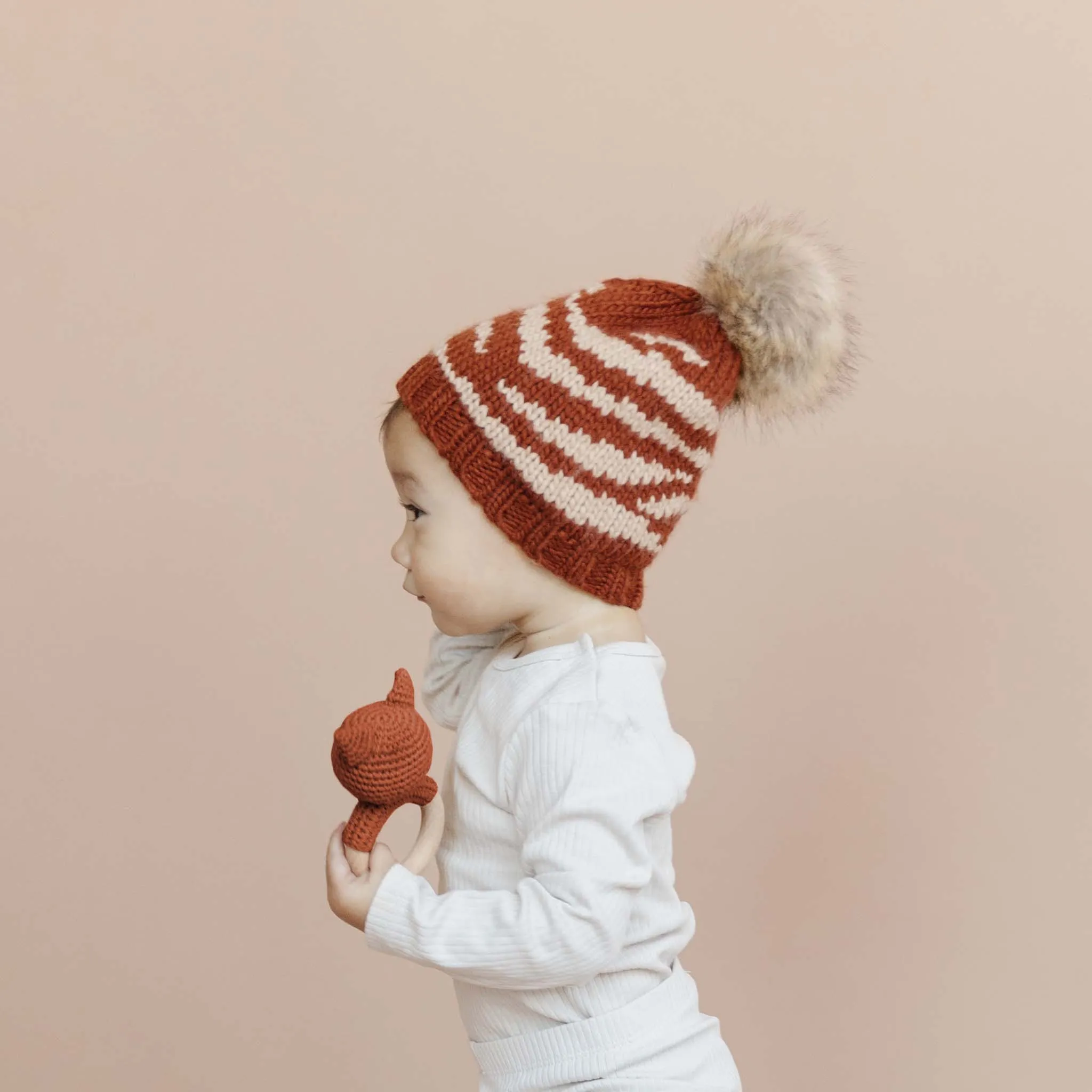 Baby Tiger Hat and Booties Set, Cinnamon/Latte