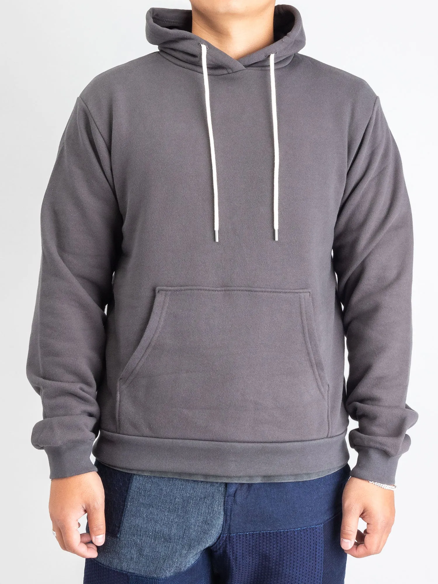 Beach Hoodie in Charcoal