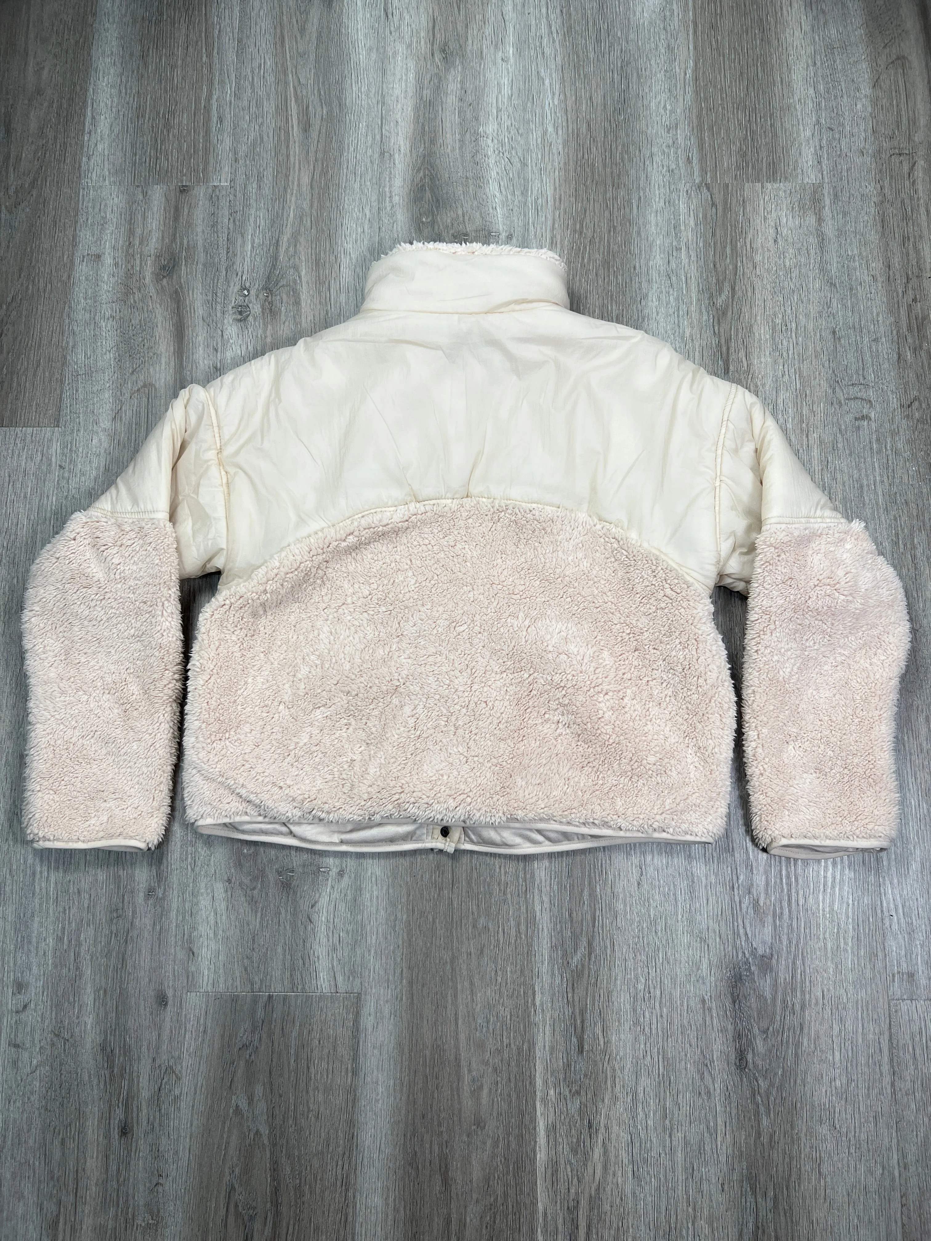 Coat Faux Fur & Sherpa By Thread And Supply In Cream, Size: L