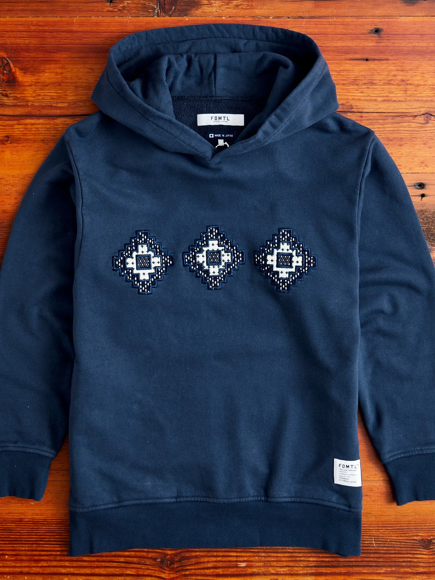 Crosspatches Pullover Hoodie in Indigo