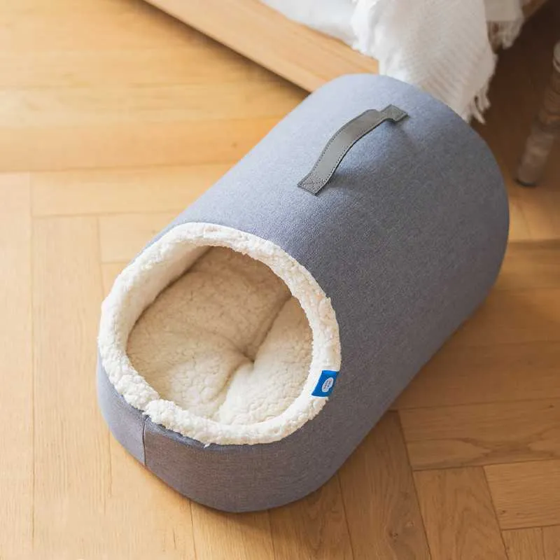 Large Enclosed Soft Fleece Cat Bed