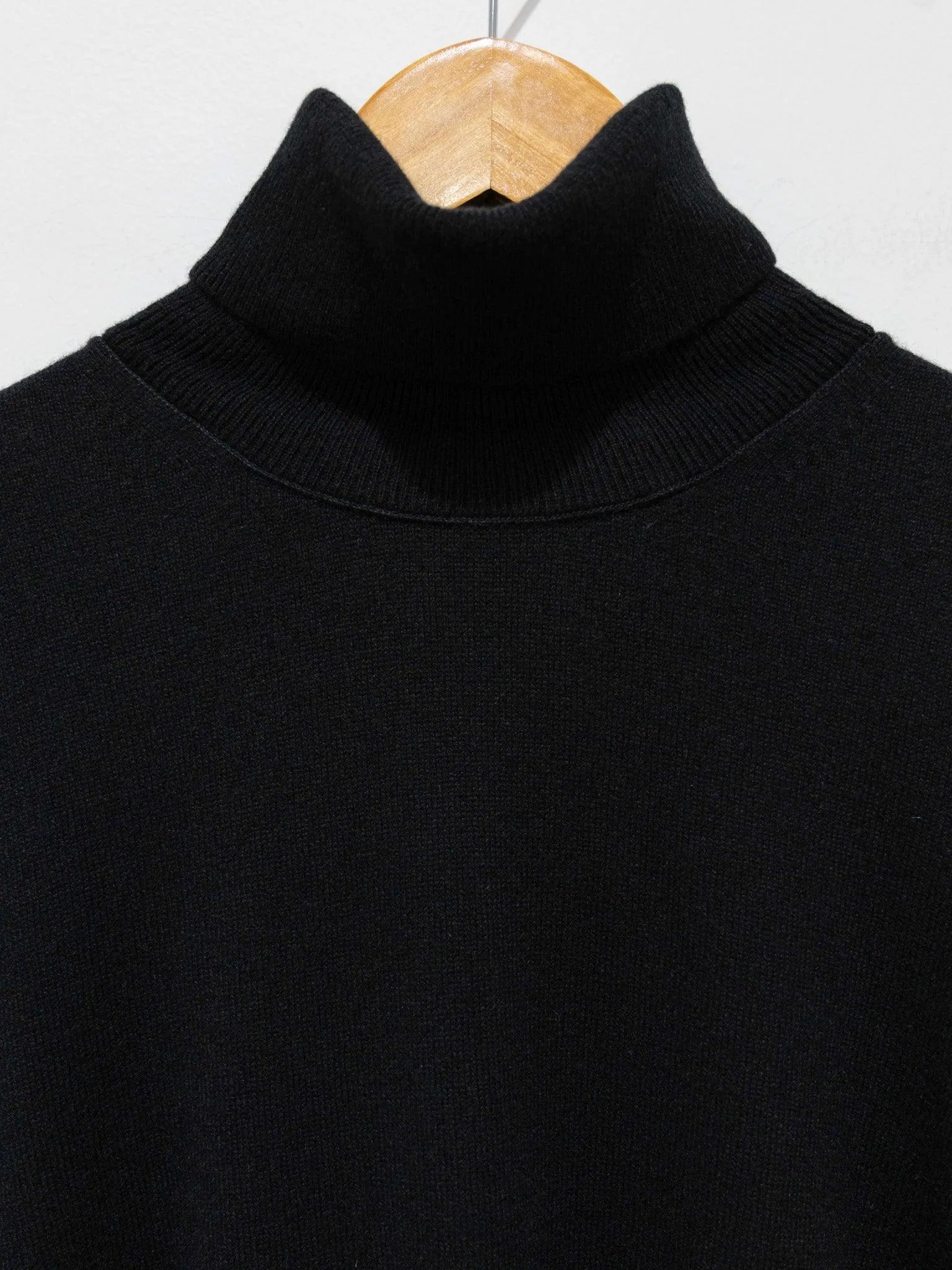 Mambo High Neck Sweater - Black