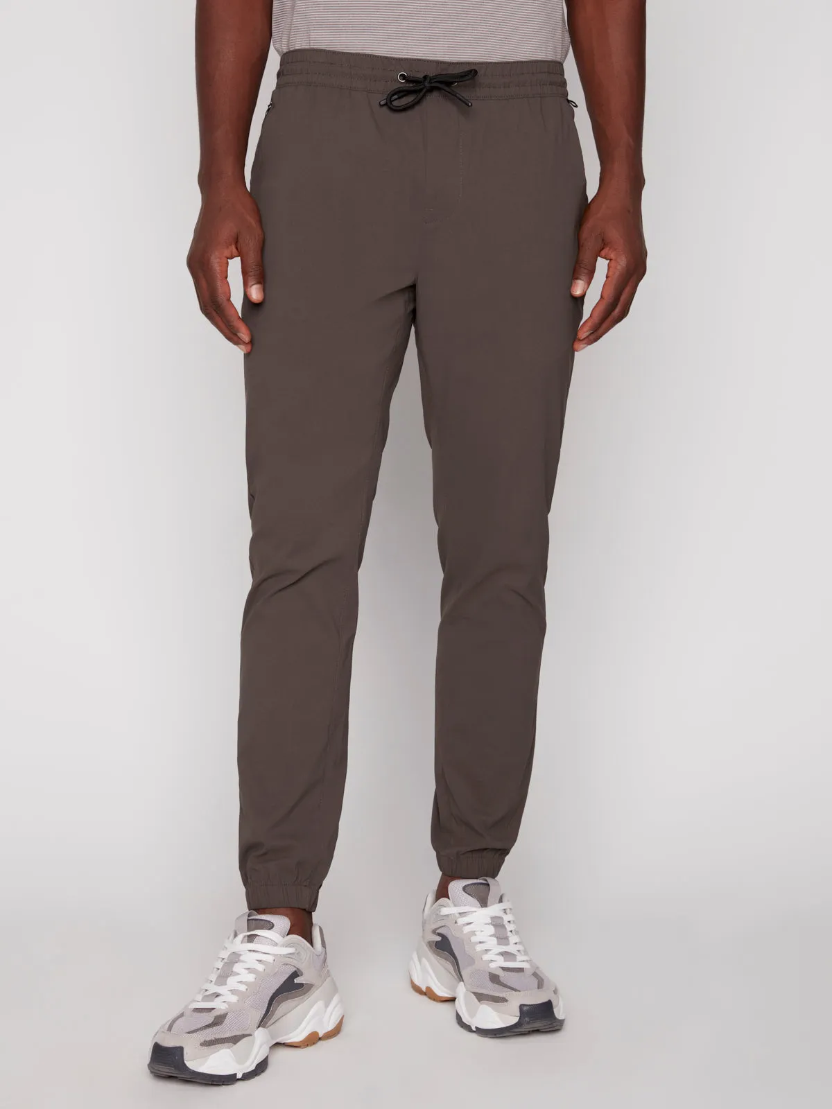 OLIVIER MEN'S TECH JOGGER - OLIVE