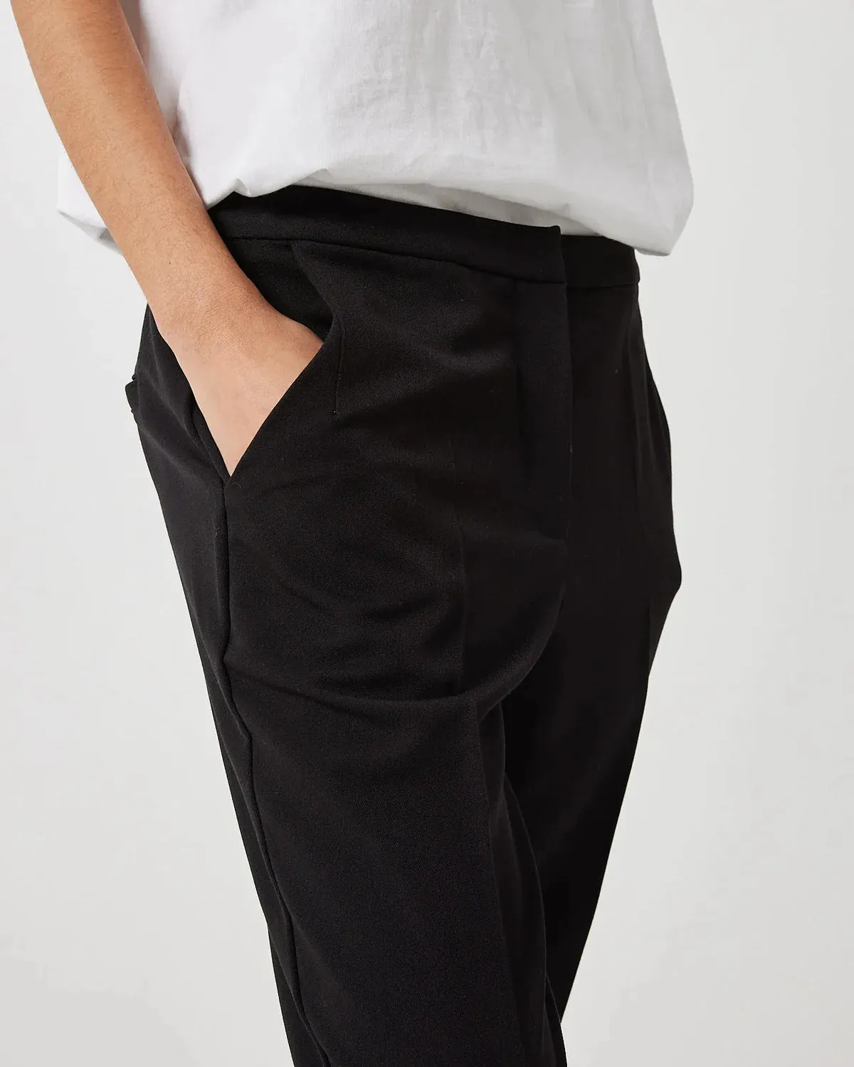 The Halle Trouser 2.0 by Minimum - Black - PLUS