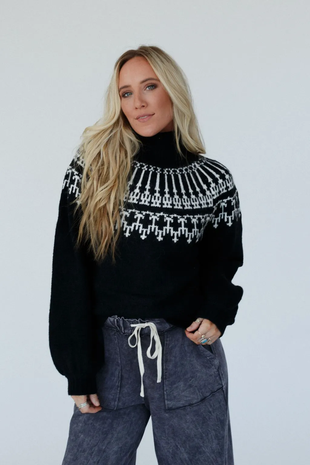 Vaiana Turtleneck Sweater - Black