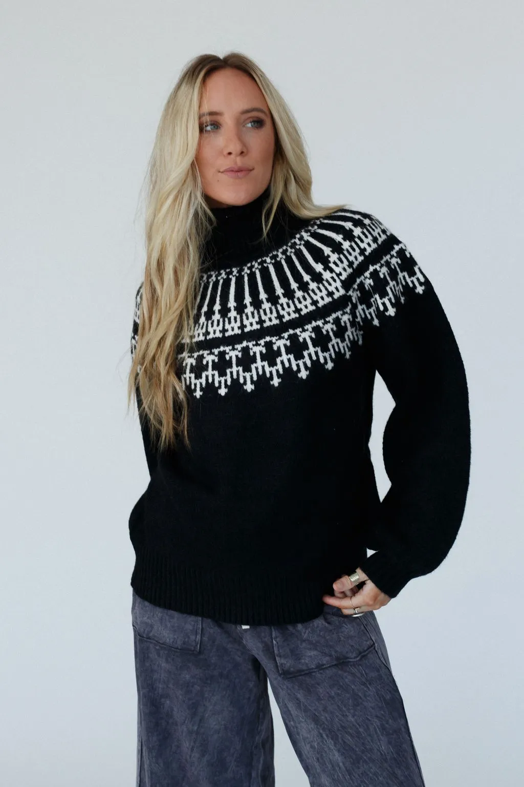 Vaiana Turtleneck Sweater - Black